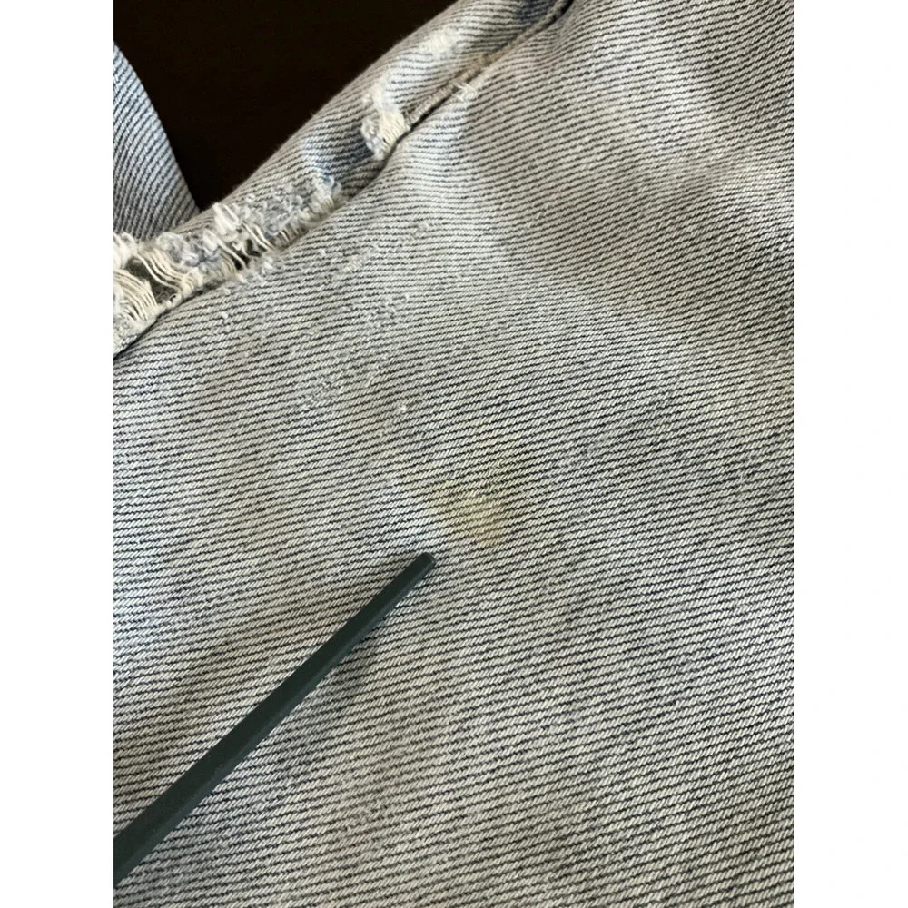 Levis 550 Jeans Men's 34 Relaxed Fit Jeans Light‎ Wash Denim Distressed